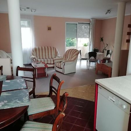 Rokus Apartman Szeged Exterior foto