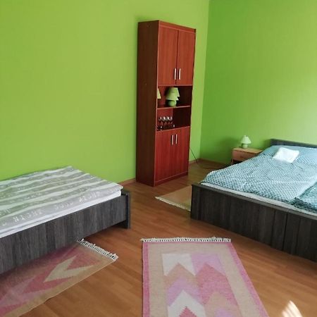 Rokus Apartman Szeged Exterior foto