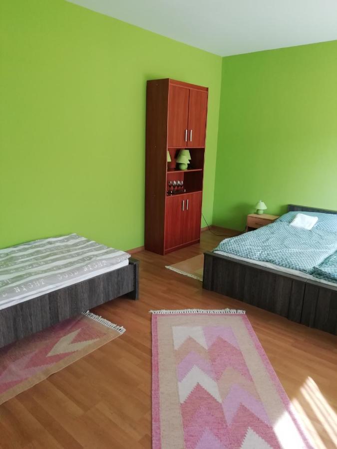 Rokus Apartman Szeged Exterior foto
